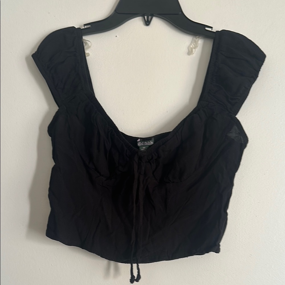 Black Women's Cropped Top EUC